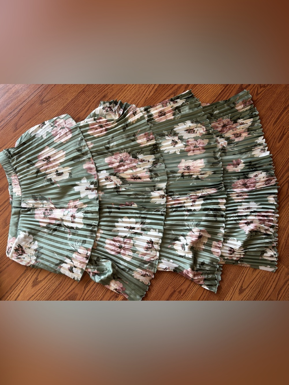 Abercrombie & Fitch Green Floral Pleated Tiered crop top maxi set - Picture 5 of 5